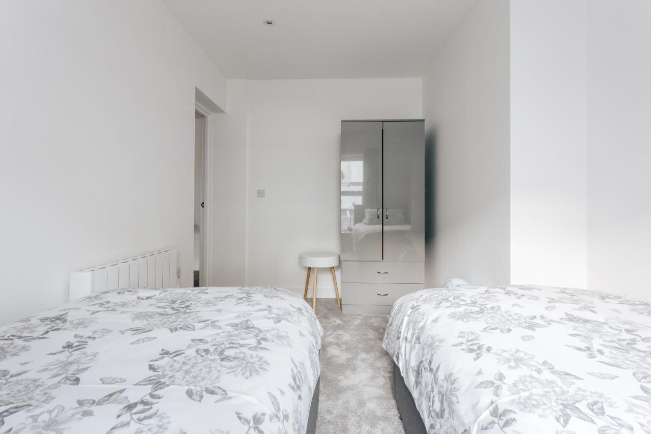 Contemporary Two Bedroom Duplex - Secluded Residence With Parking In A Prime Central Location Борнмут Екстер'єр фото