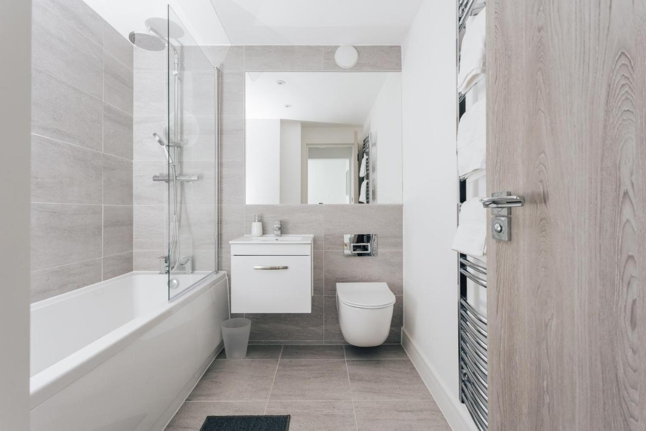 Contemporary Two Bedroom Duplex - Secluded Residence With Parking In A Prime Central Location Борнмут Екстер'єр фото